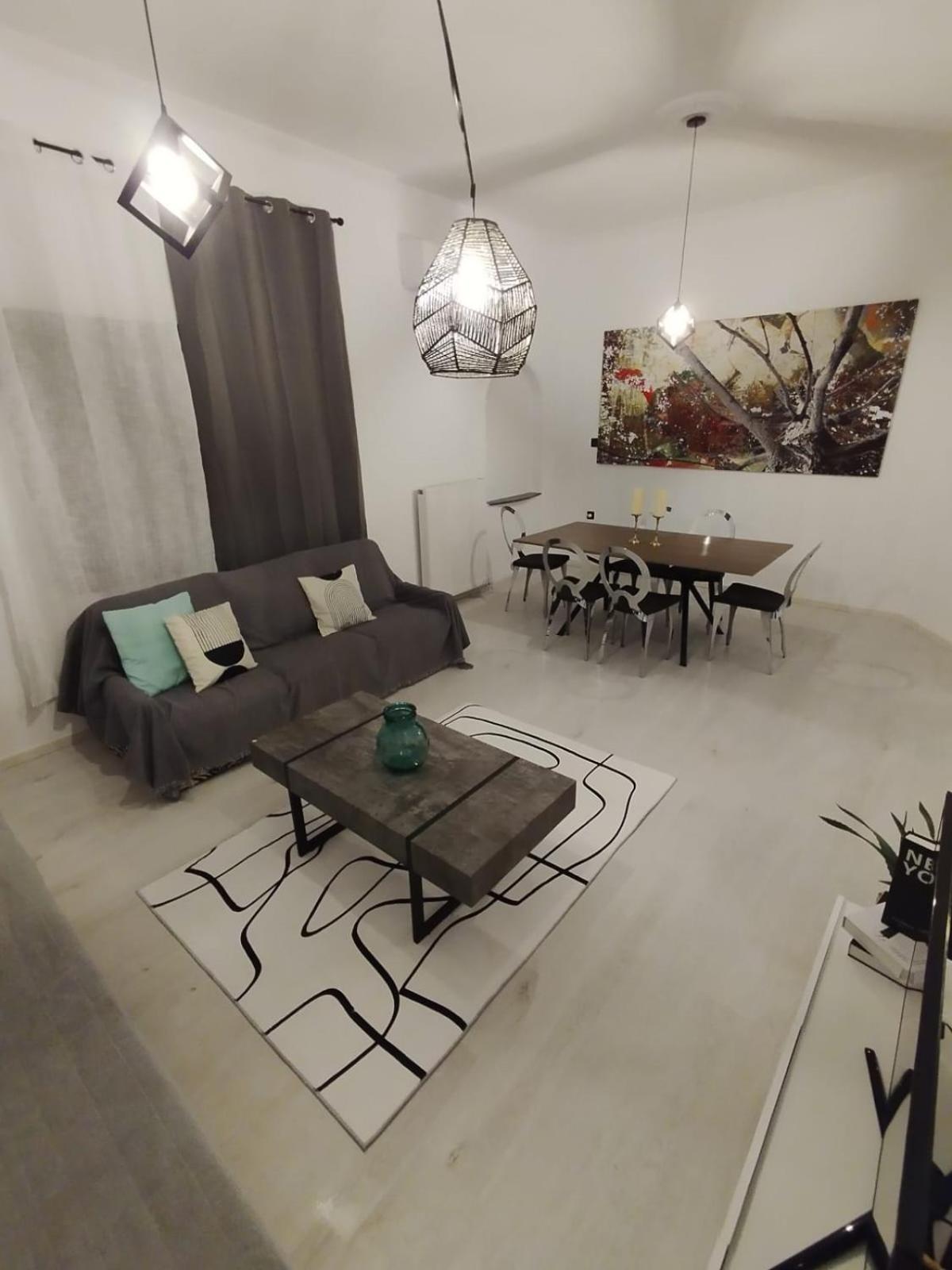 Black N' White Cozy Housegarden Александруполис Екстериор снимка