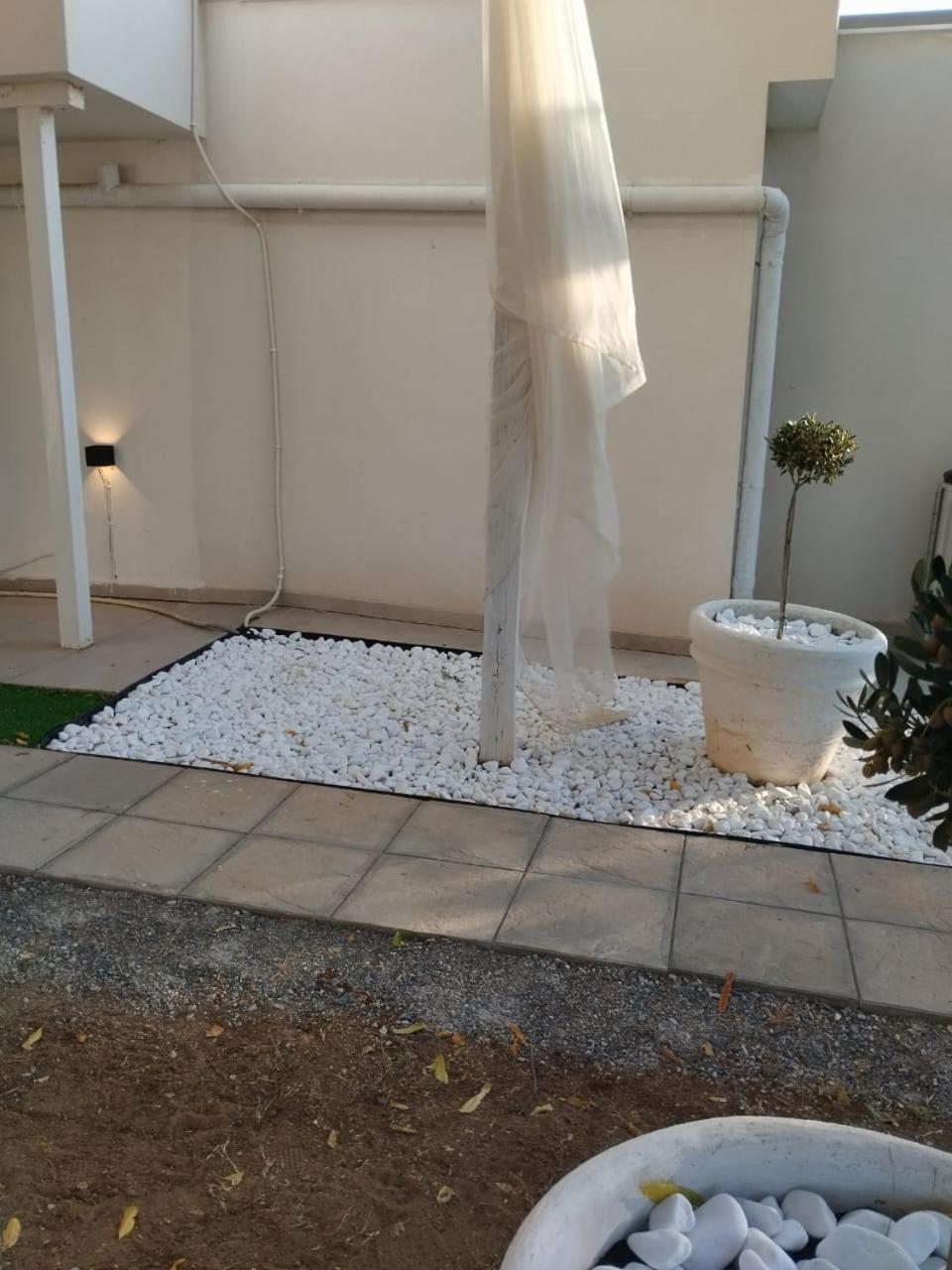 Black N' White Cozy Housegarden Александруполис Екстериор снимка